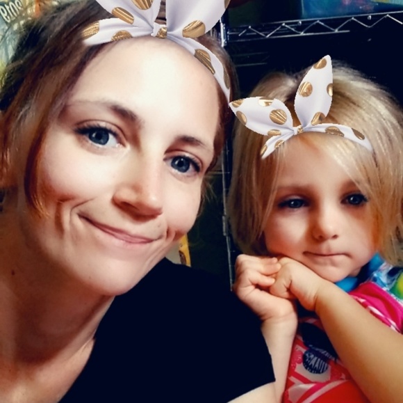 Meet your Posher, Chelsea - Picture 2 of 3